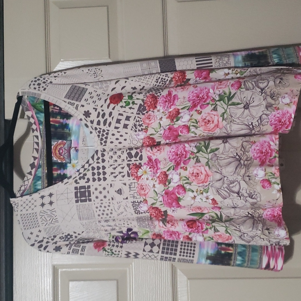Johnny Was Mystery Print top L
